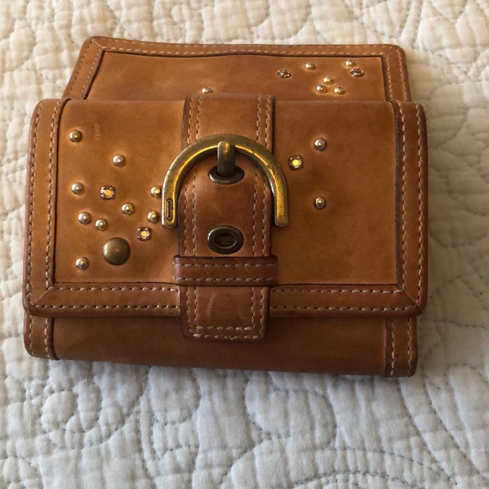 Used coach tan wallet